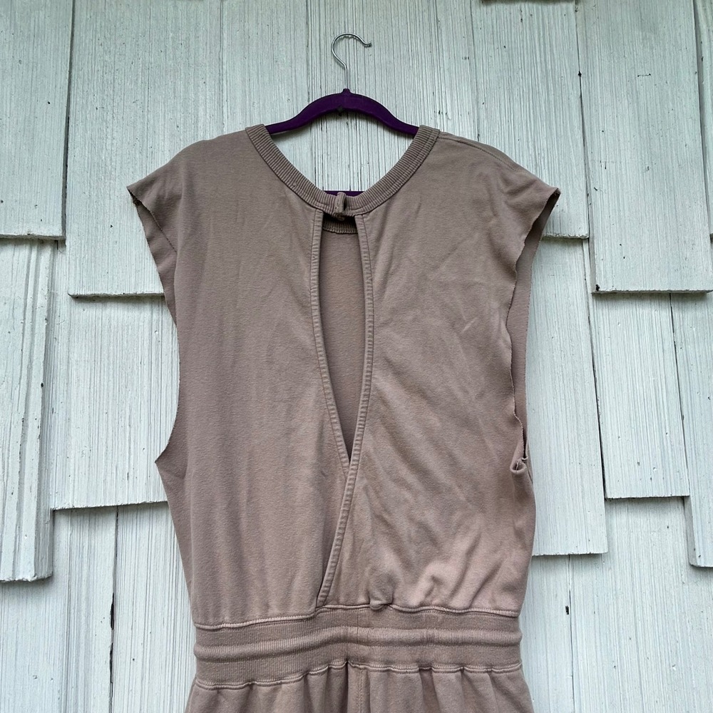 Free People FP Movement Hot Shot Jumpsuit Taupe Brown Sleeveless Relaxed S/P - Picture 9 of 11